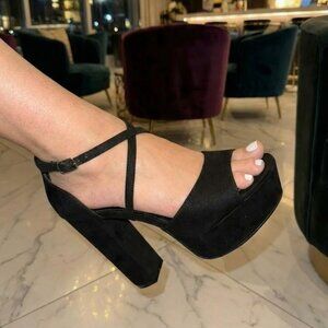 PAZZLE Skyline-124 Black Platform Heels 5.5" Chunky Sandal Ankle Strap NIB